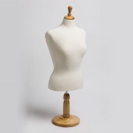 FEMALE JERSEY COVERED FROM CREAM